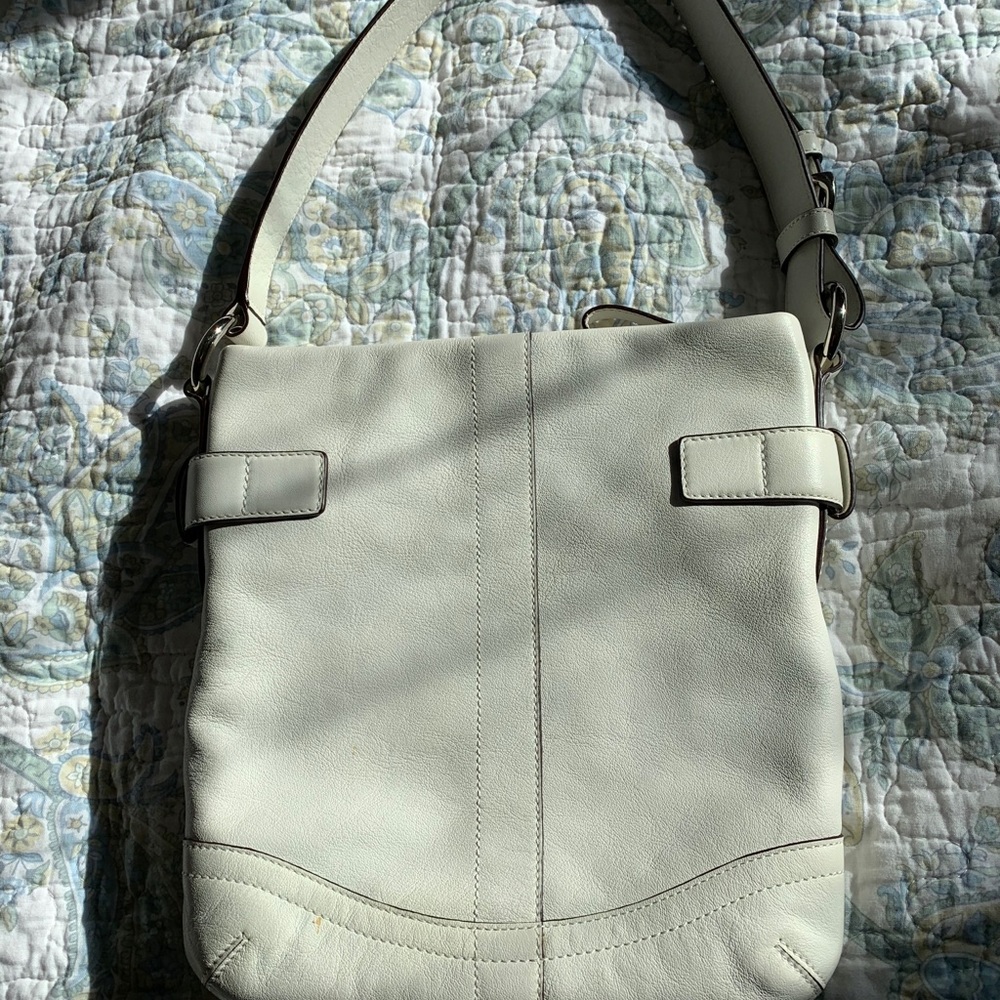 Purse - Picture 3 of 4